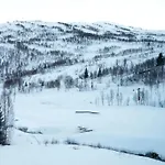 Cozy Nature Retreat, Danish Design W Jacuzzi Option *