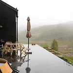 Semesterbostad Cozy Nature Retreat, Danish Design W Jacuzzi Option Sogndal