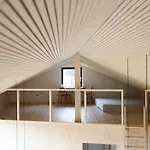 Cozy Nature Retreat, Danish Design W Jacuzzi Option * Sogndal
