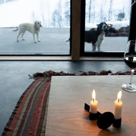 Cozy Nature Retreat, Danish Design W Jacuzzi Option Feriehus