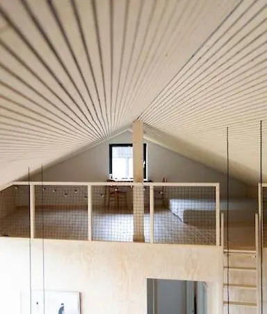 Cozy Nature Retreat, Danish Design W Jacuzzi Option * Sogndal