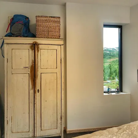 Cozy Nature Retreat, Danish Design W Jacuzzi Option *